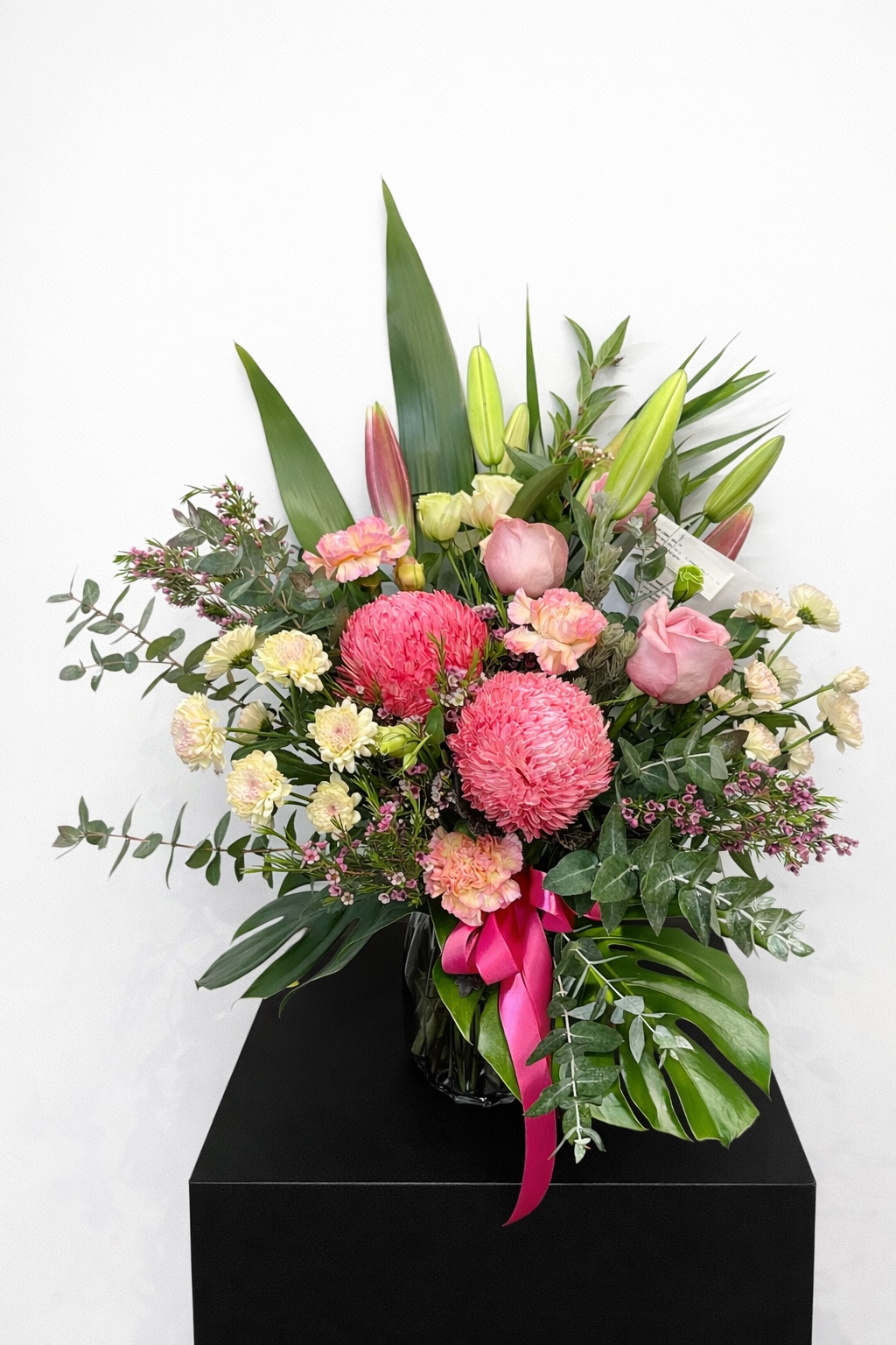 Handmade floral arrangement – Gracefield Blooms