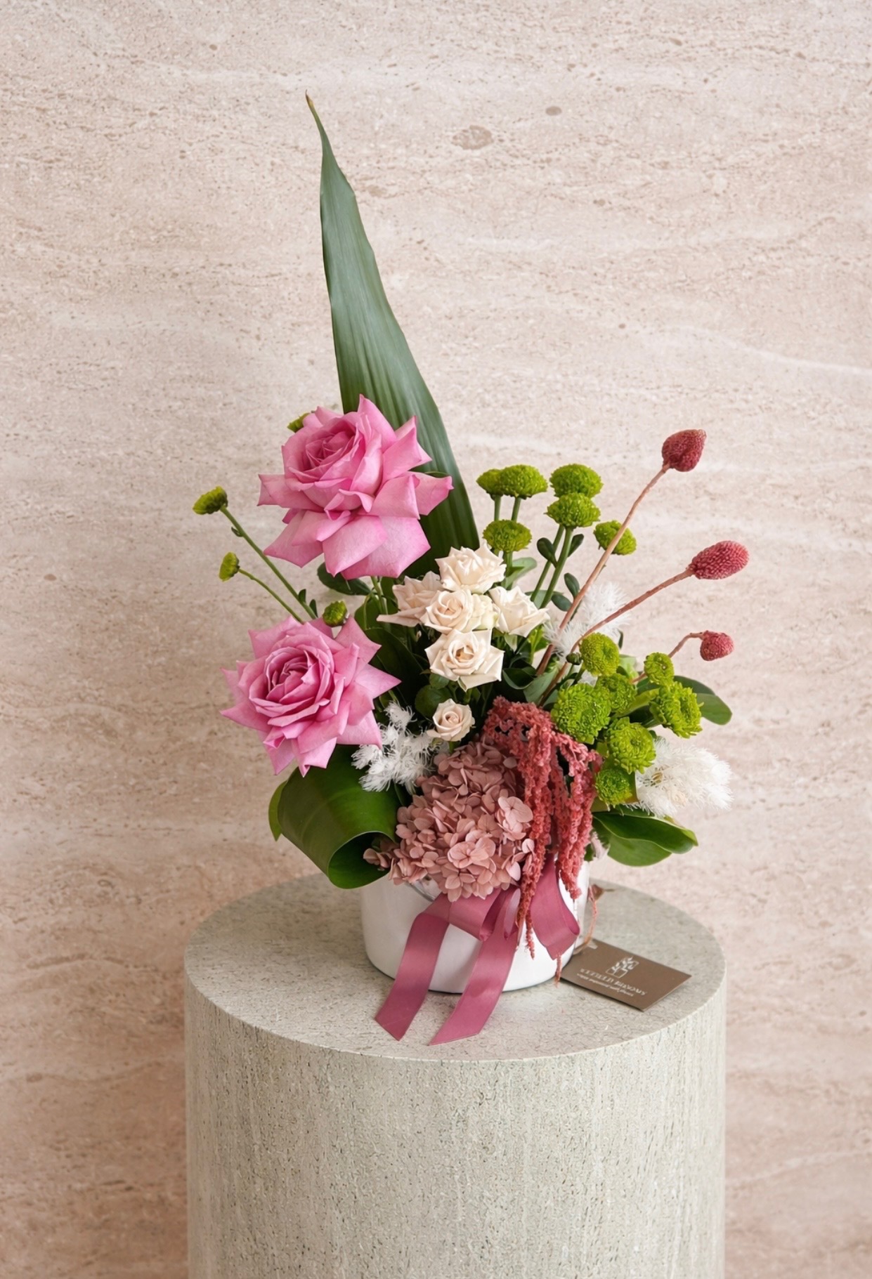 HAT BOX ARRANGEMENT - Image 2